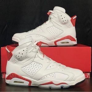 Jordan 6 ‘ Red Oreo ‘